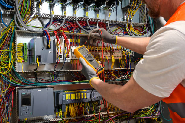 Best Local Electrician Companies  in Mims, FL